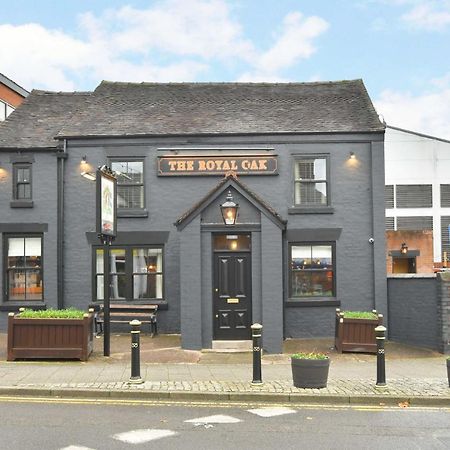 The Royal Oak 호텔 Biddulph  외부 사진