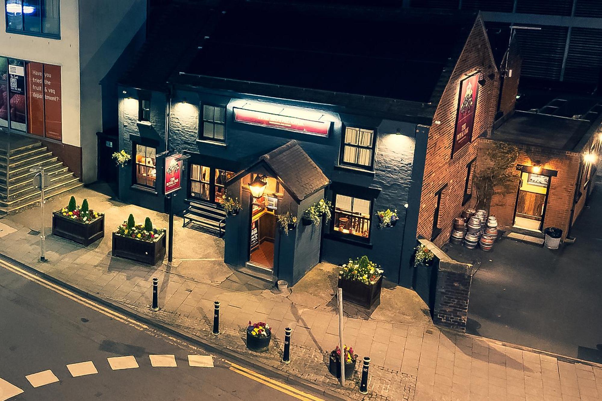 The Royal Oak 호텔 Biddulph  외부 사진